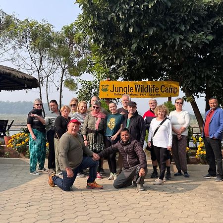 Jungle Wildlife Camp Hotel Sauraha Ngoại thất bức ảnh